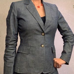 Cremieux suit size 4